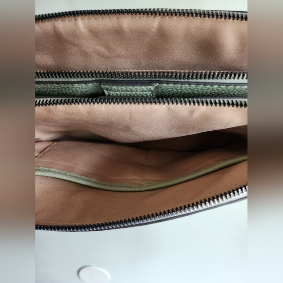 Nanette Lepore Seafoam Green Crossbody bag - Picture 10 of 12